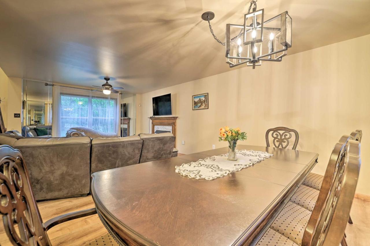 Spacious Tobyhanna Home With Lake Access And Fire Pit! Экстерьер фото